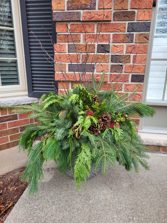 Classic Outdoor Arrangement